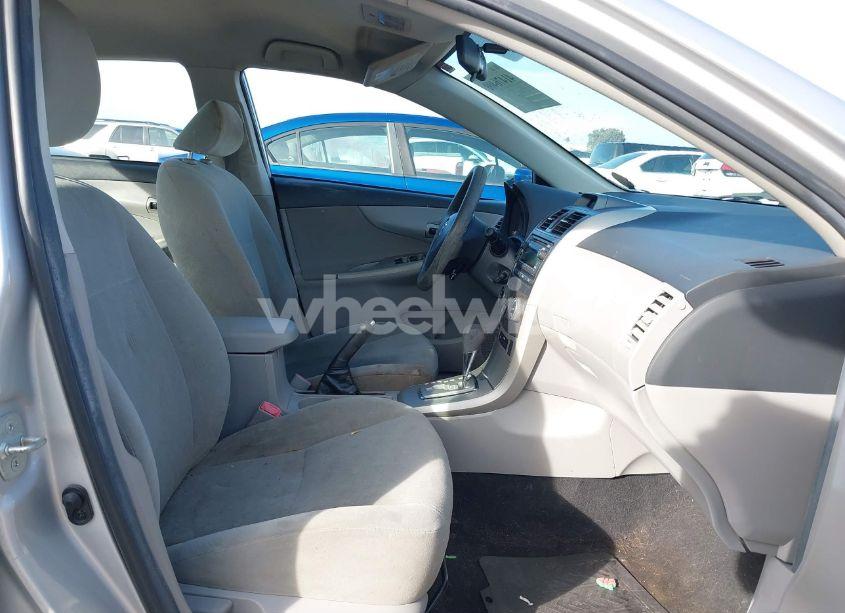 Photo 5 of 2012 Toyota Corolla LE (VIN 2T1BU4EE2CC783650)