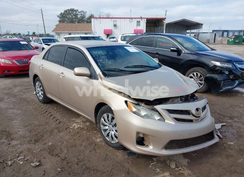 2012 Toyota Corolla LE (VIN 2T1BU4EE2CC786399) main photo
