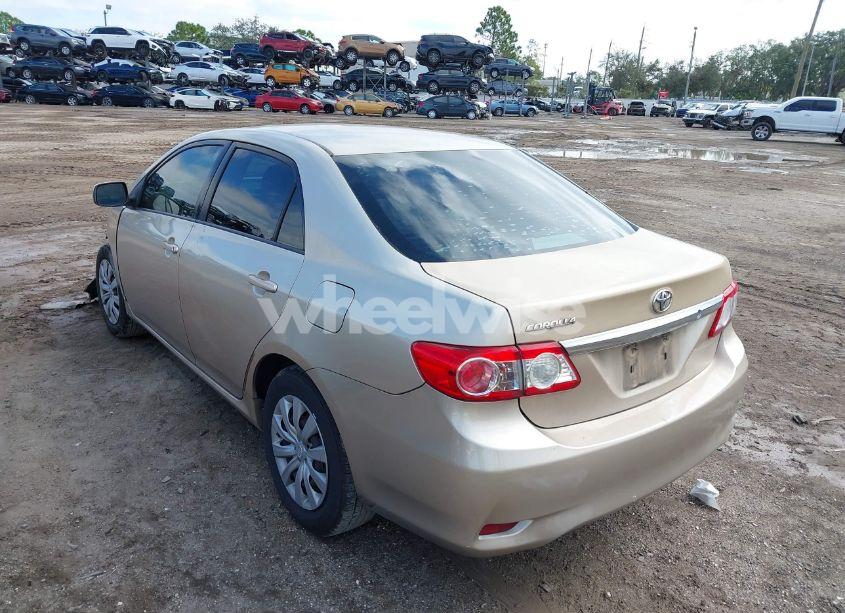 Photo 3 of 2012 Toyota Corolla LE (VIN 2T1BU4EE2CC786399)