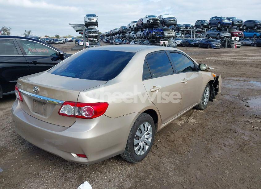 Photo 4 of 2012 Toyota Corolla LE (VIN 2T1BU4EE2CC786399)