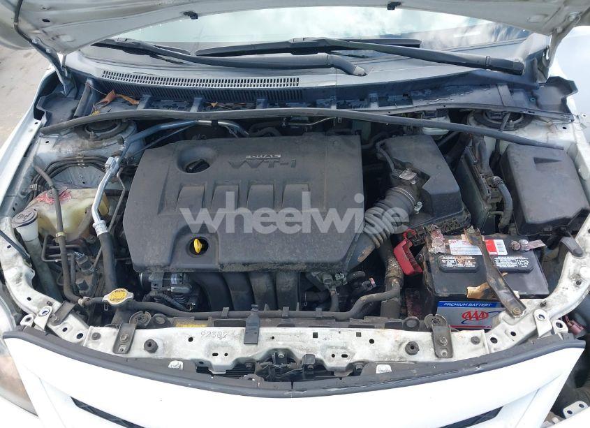 Photo 10 of 2012 Toyota Corolla S (VIN 2T1BU4EE2CC802911)