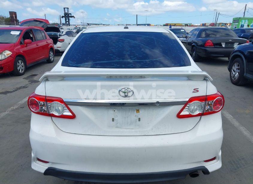Photo 17 of 2012 Toyota Corolla S (VIN 2T1BU4EE2CC802911)