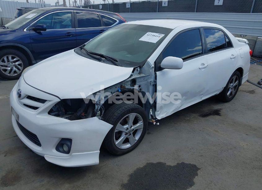 Photo 2 of 2012 Toyota Corolla S (VIN 2T1BU4EE2CC802911)