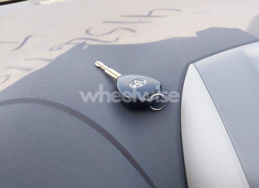 Photo 11 of 2012 Toyota Corolla LE (VIN 2T1BU4EE2CC808935)