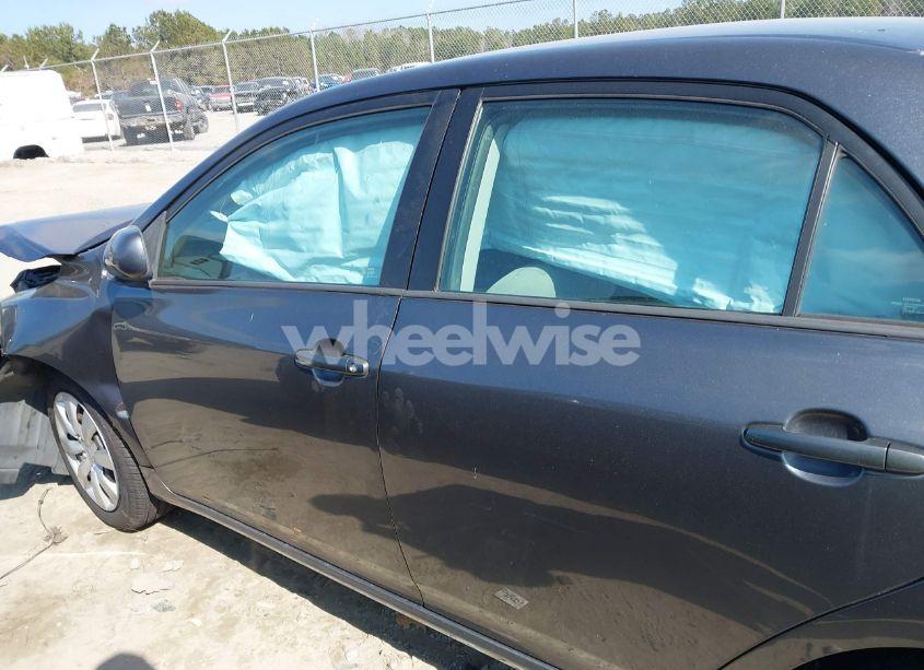 Photo 14 of 2012 Toyota Corolla LE (VIN 2T1BU4EE2CC808935)