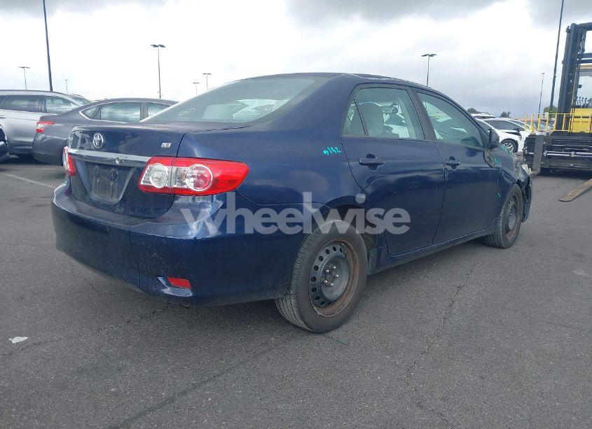 Photo 4 of 2012 Toyota Corolla LE (VIN 2T1BU4EE2CC810295)
