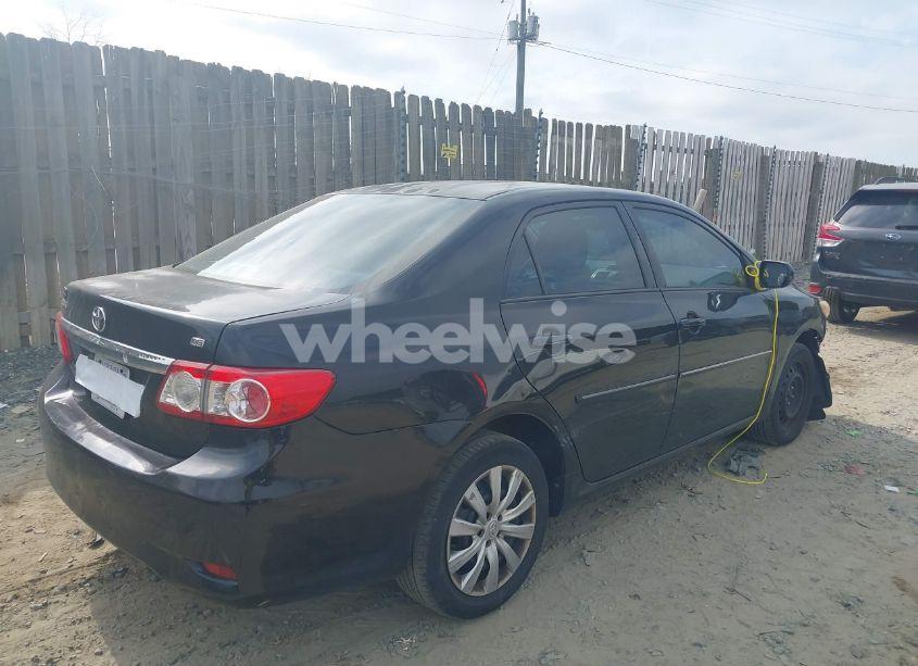 Photo 4 of 2012 Toyota Corolla LE (VIN 2T1BU4EE2CC816209)