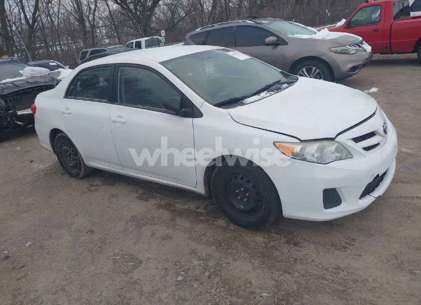 2012 Toyota Corolla LE (VIN 2T1BU4EE2CC818476) main photo