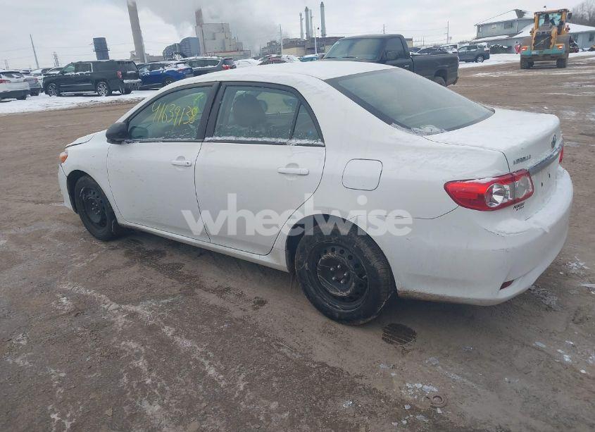 Photo 3 of 2012 Toyota Corolla LE (VIN 2T1BU4EE2CC818476)