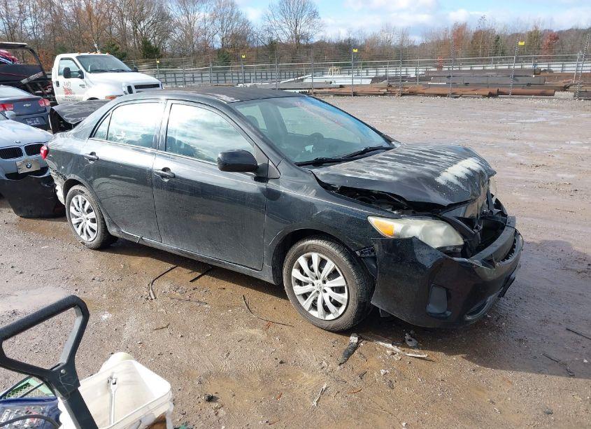 2012 Toyota Corolla LE (VIN 2T1BU4EE2CC825251) main photo