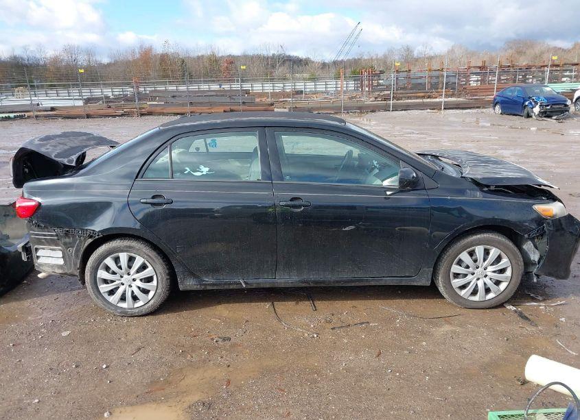 Photo 13 of 2012 Toyota Corolla LE (VIN 2T1BU4EE2CC825251)
