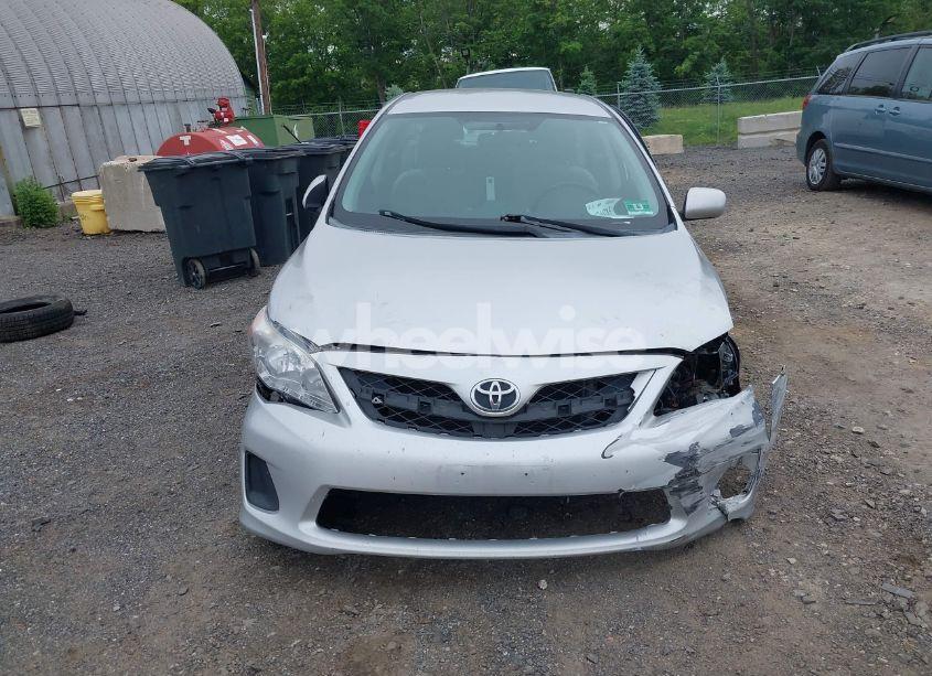 Photo 13 of 2012 Toyota Corolla L (VIN 2T1BU4EE2CC828022)