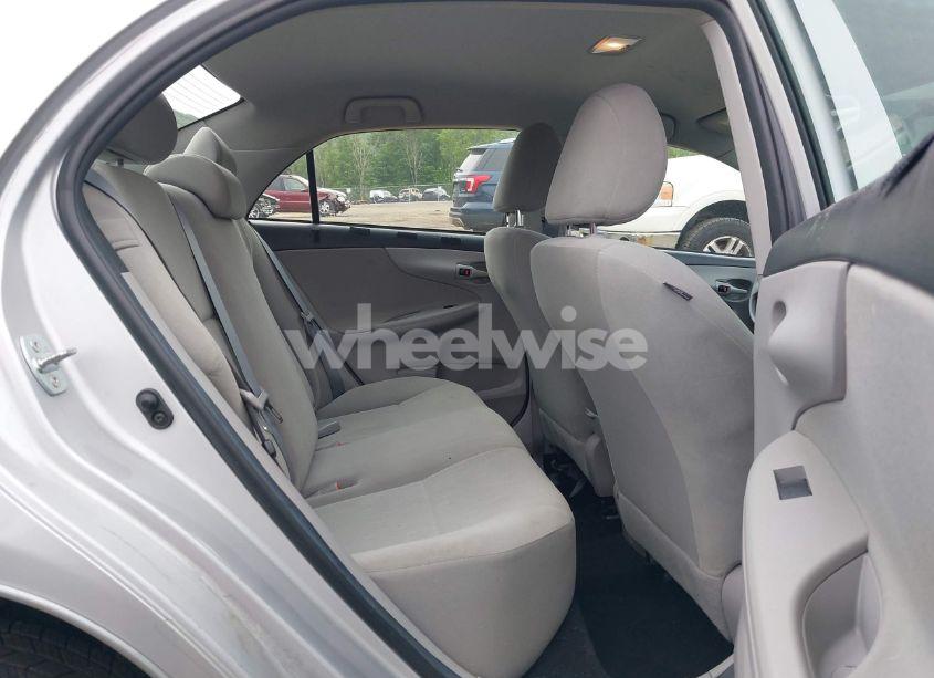 Photo 8 of 2012 Toyota Corolla L (VIN 2T1BU4EE2CC828022)