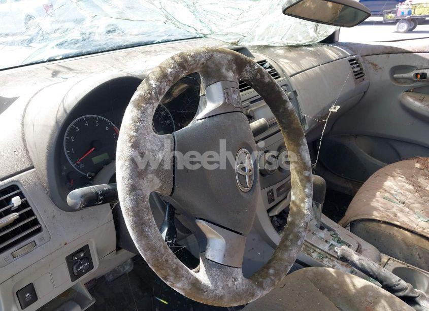 Photo 14 of 2012 Toyota Corolla LE (VIN 2T1BU4EE2CC835553)