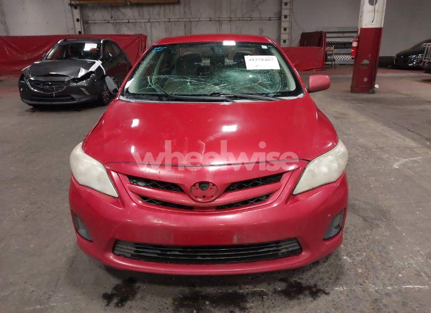 Photo 12 of 2012 Toyota Corolla LE (VIN 2T1BU4EE2CC836105)