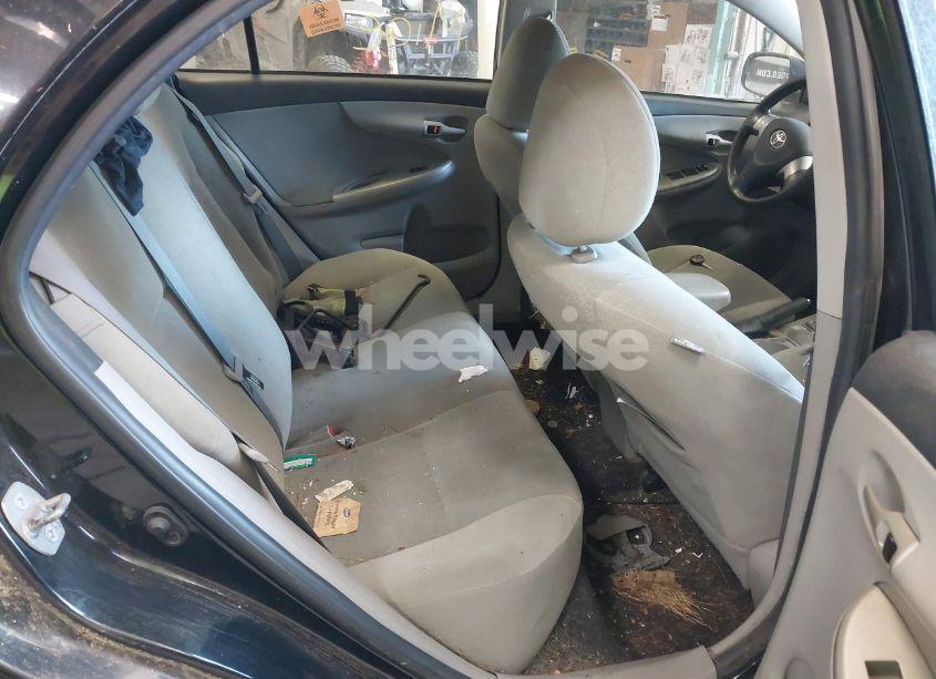 Photo 8 of 2012 Toyota Corolla LE (VIN 2T1BU4EE2CC851462)