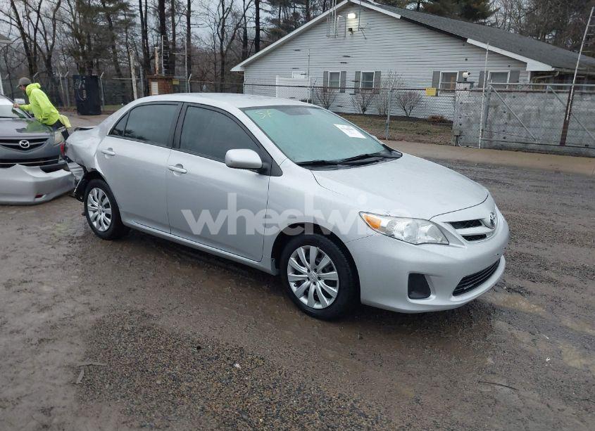 2012 Toyota Corolla LE (VIN 2T1BU4EE2CC866513) main photo