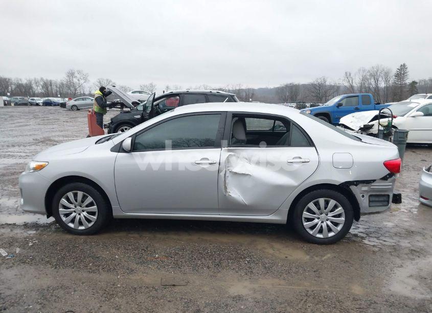 Photo 15 of 2012 Toyota Corolla LE (VIN 2T1BU4EE2CC866513)