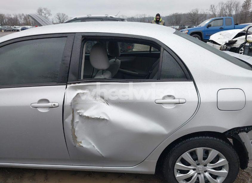 Photo 20 of 2012 Toyota Corolla LE (VIN 2T1BU4EE2CC866513)