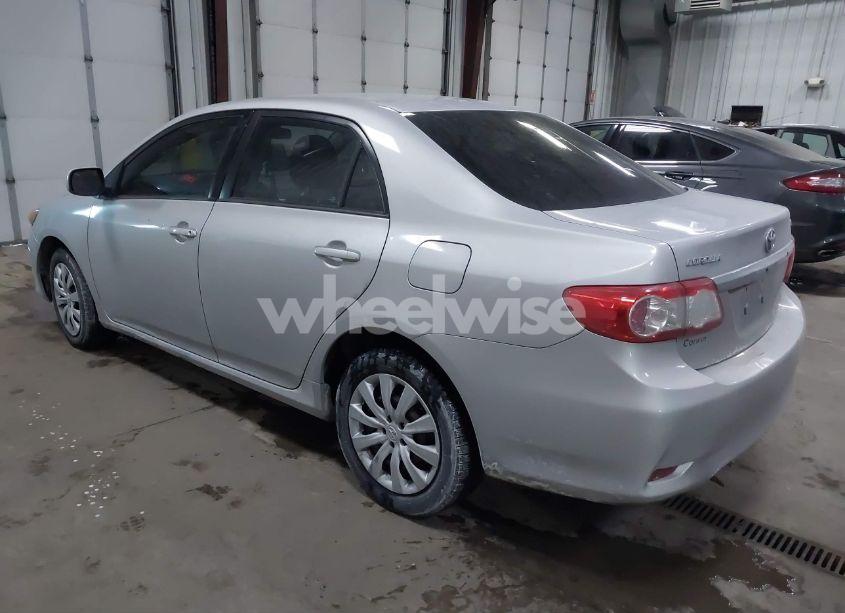 Photo 3 of 2012 Toyota Corolla LE (VIN 2T1BU4EE2CC883165)