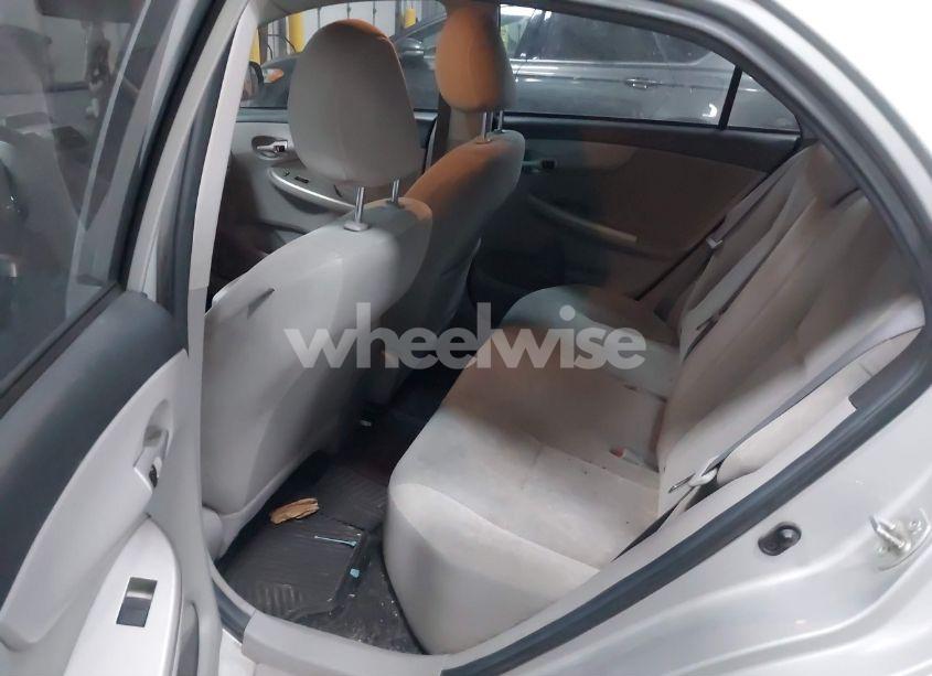 Photo 8 of 2012 Toyota Corolla LE (VIN 2T1BU4EE2CC883165)