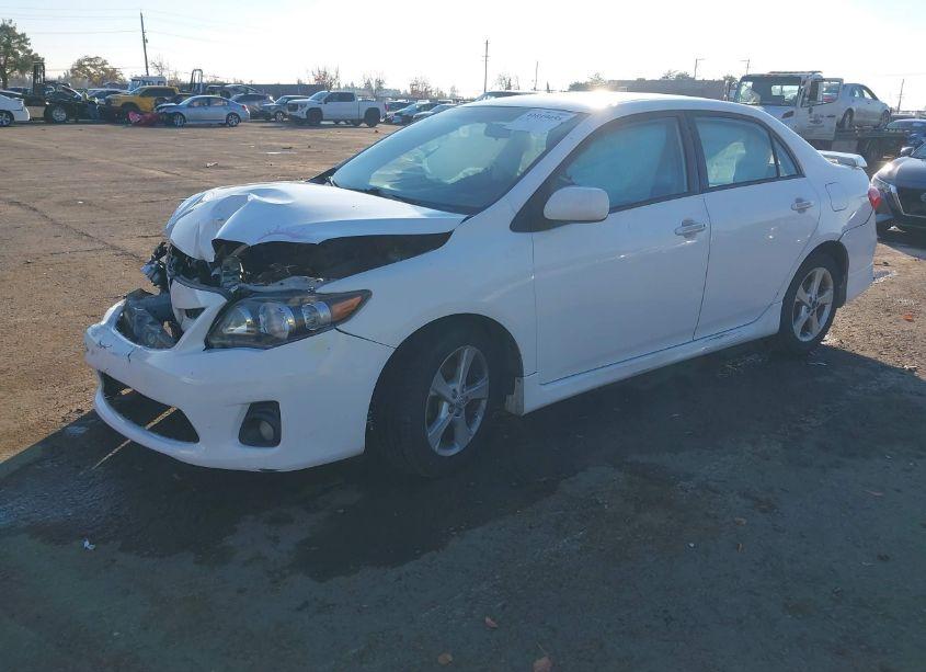 Photo 2 of 2012 Toyota Corolla S (VIN 2T1BU4EE2CC886132)