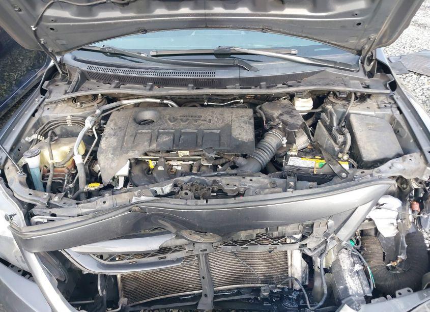 Photo 10 of 2012 Toyota Corolla S (VIN 2T1BU4EE2CC897129)