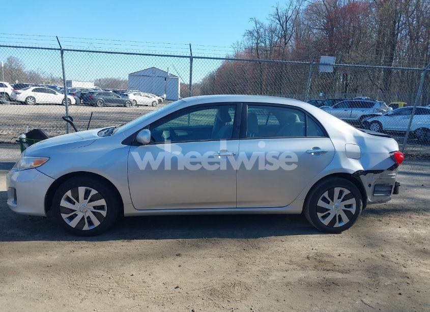 Photo 14 of 2012 Toyota Corolla LE (VIN 2T1BU4EE2CC906234)