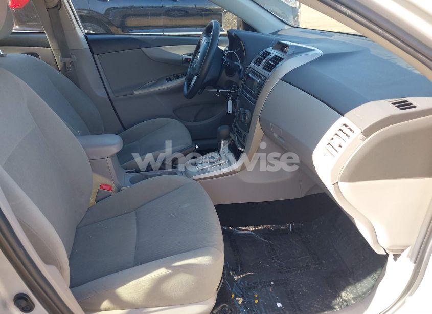 Photo 5 of 2012 Toyota Corolla LE (VIN 2T1BU4EE2CC906234)