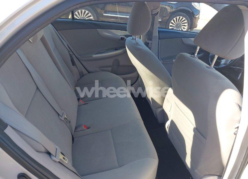 Photo 8 of 2012 Toyota Corolla LE (VIN 2T1BU4EE2CC906234)