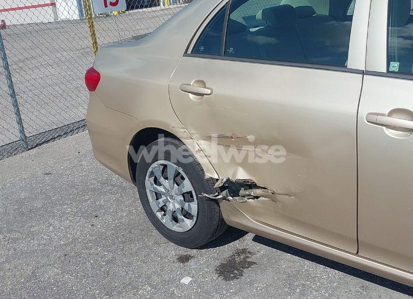 Photo 6 of 2013 Toyota Corolla L (VIN 2T1BU4EE2DC005771)