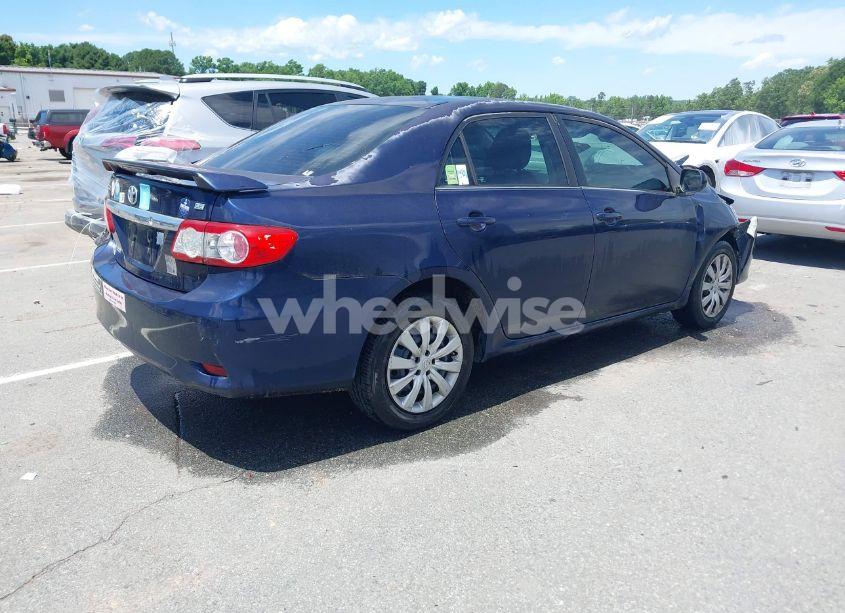 Photo 4 of 2013 Toyota Corolla LE (VIN 2T1BU4EE2DC024059)