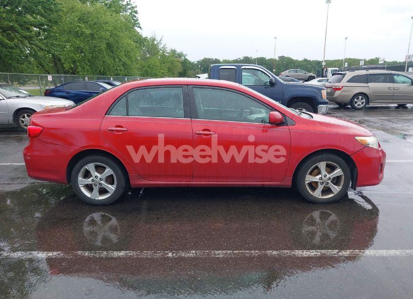 Photo 13 of 2013 Toyota Corolla LE (VIN 2T1BU4EE2DC028516)