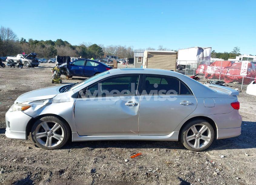 Photo 14 of 2013 Toyota Corolla S (VIN 2T1BU4EE2DC048460)