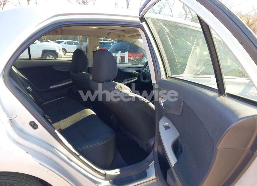 Photo 8 of 2013 Toyota Corolla S (VIN 2T1BU4EE2DC048460)