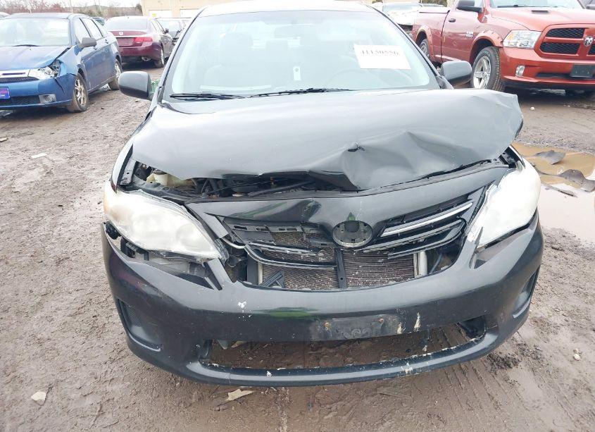 Photo 6 of 2013 Toyota Corolla LE (VIN 2T1BU4EE2DC063685)