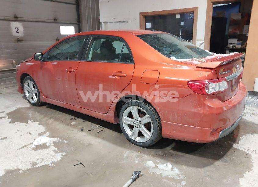 Photo 3 of 2013 Toyota Corolla S SPECIAL EDITION (VIN 2T1BU4EE2DC064139)