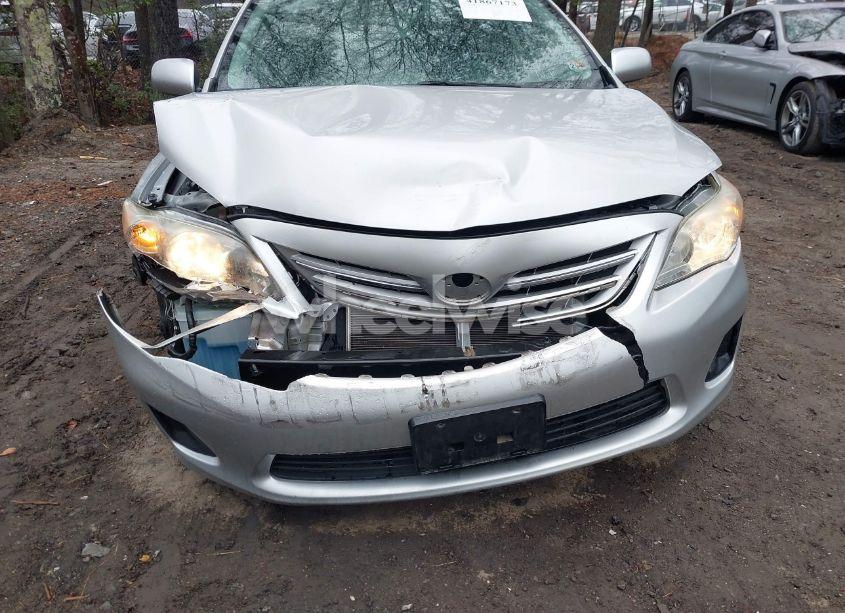 Photo 6 of 2013 Toyota Corolla LE (VIN 2T1BU4EE2DC074640)