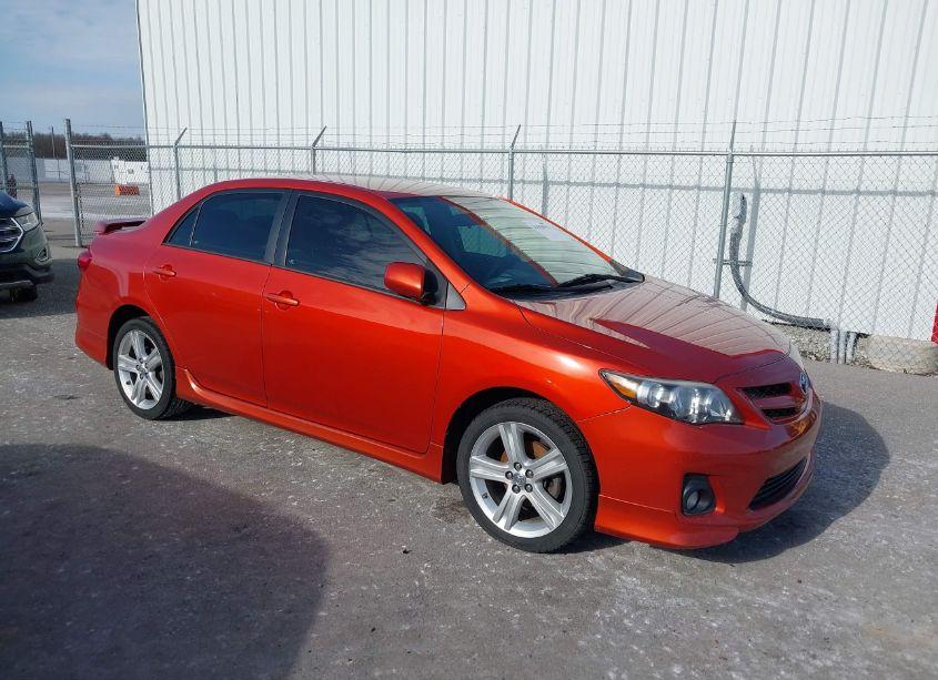 2013 Toyota Corolla S SPECIAL EDITION (VIN 2T1BU4EE2DC075285) main photo