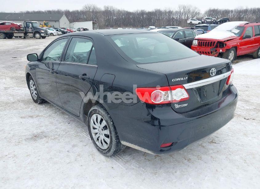 Photo 3 of 2013 Toyota Corolla LE (VIN 2T1BU4EE2DC077229)