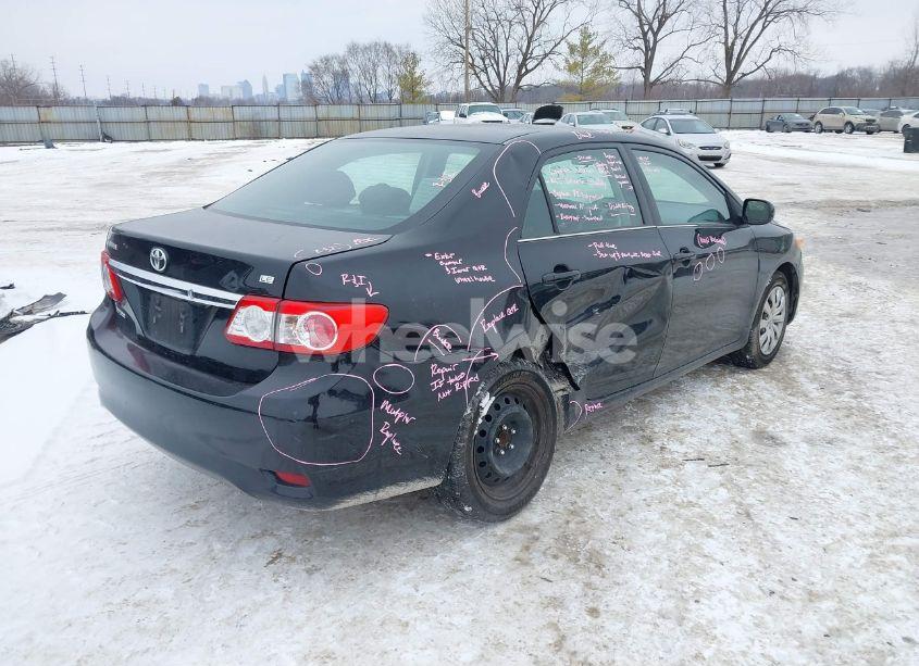 Photo 4 of 2013 Toyota Corolla LE (VIN 2T1BU4EE2DC077229)