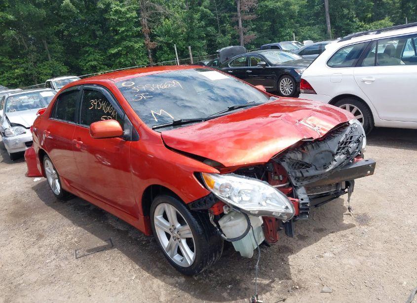 2013 Toyota Corolla S SPECIAL EDITION (VIN 2T1BU4EE2DC087842) main photo