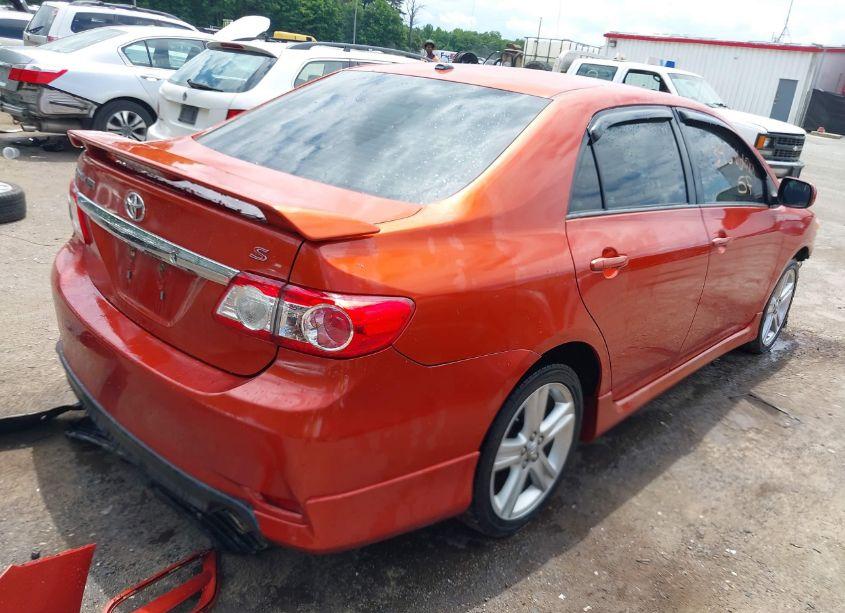 Photo 4 of 2013 Toyota Corolla S SPECIAL EDITION (VIN 2T1BU4EE2DC087842)