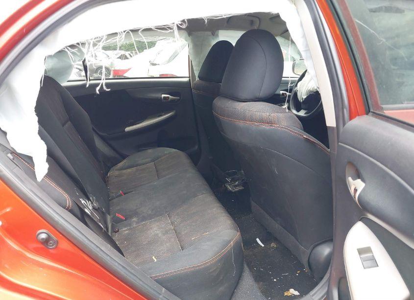 Photo 8 of 2013 Toyota Corolla S SPECIAL EDITION (VIN 2T1BU4EE2DC087842)