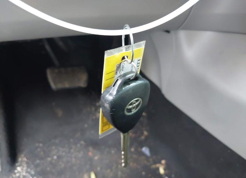 Photo 11 of 2013 Toyota Corolla LE (VIN 2T1BU4EE2DC089106)