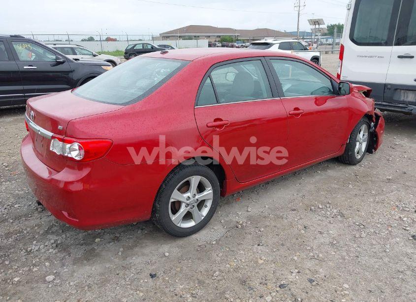 Photo 4 of 2013 Toyota Corolla LE (VIN 2T1BU4EE2DC120225)