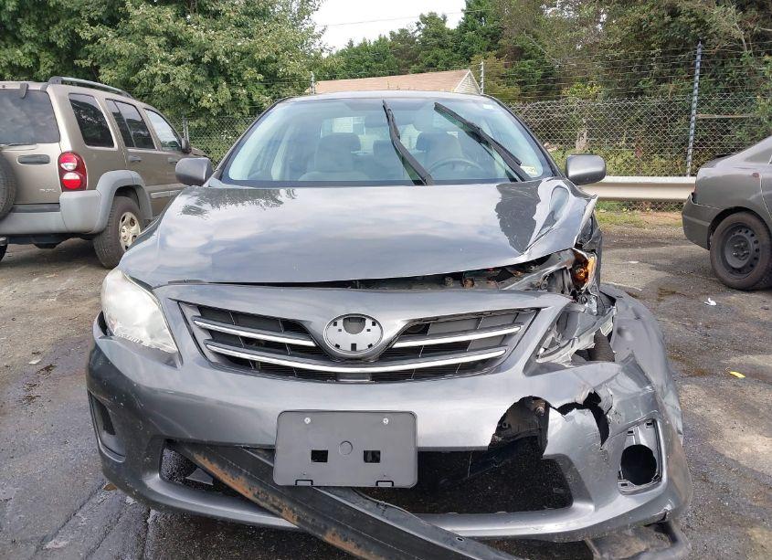 Photo 12 of 2013 Toyota Corolla LE (VIN 2T1BU4EE2DC128017)