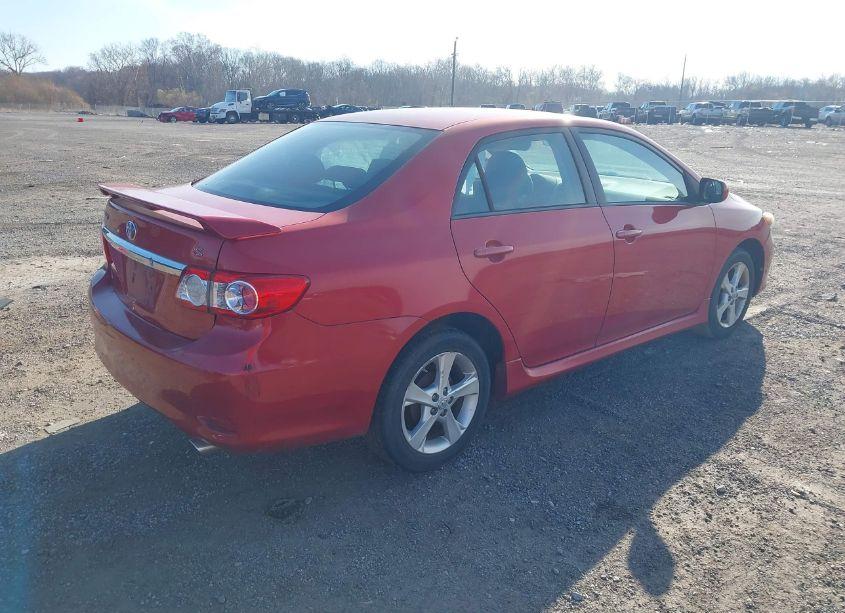 Photo 4 of 2013 Toyota Corolla S (VIN 2T1BU4EE2DC920751)