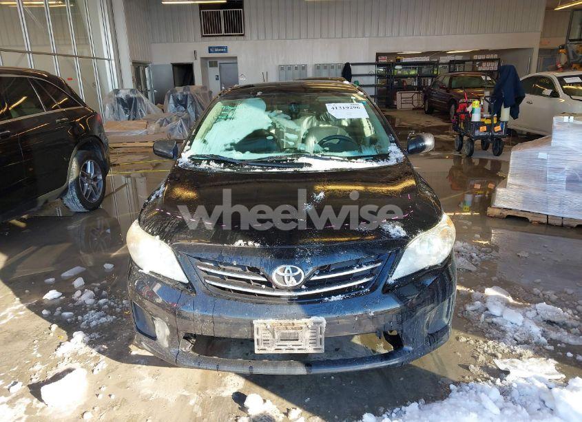 Photo 12 of 2013 Toyota Corolla LE (VIN 2T1BU4EE2DC976639)