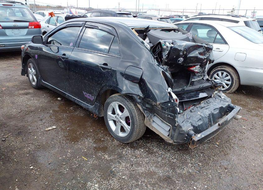 Photo 3 of 2013 Toyota Corolla S (VIN 2T1BU4EE2DC978679)